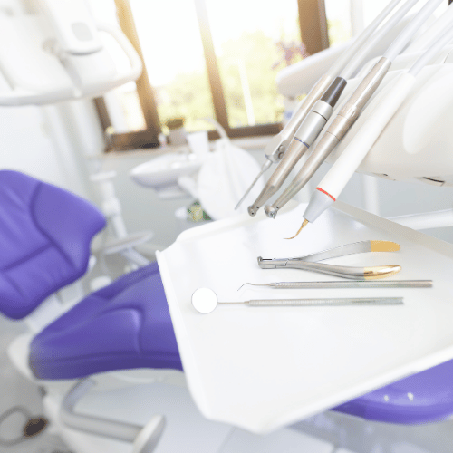 Dezynfekcja w gabinecie stomatologicznym Lublin – czyszczenie narzędzi i powierzchni roboczych