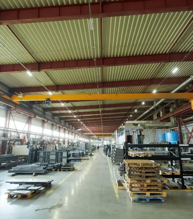 Kompleksowe-czyszczenie-hal-produkcyjnych-Lublin