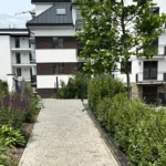 Wiosenne porządki terenów zewnętrznych po zimie - dla wspólnot i zarządców