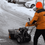 Jak wybrać firmę do odśnieżania osiedla lub parkingu