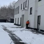 Utrzymanie terenów przy firmie bez angażowania własnych pracowników